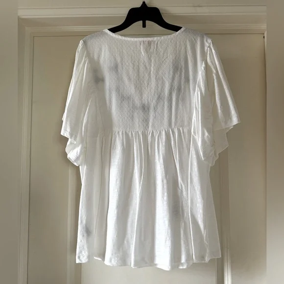 Knox Rose Flowy Embroidered Boho Summer Top - Picture 2 of 4